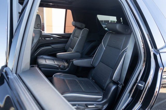 2022 Cadillac Escalade Sport