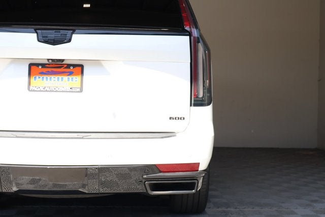 2022 Cadillac Escalade ESV Premium