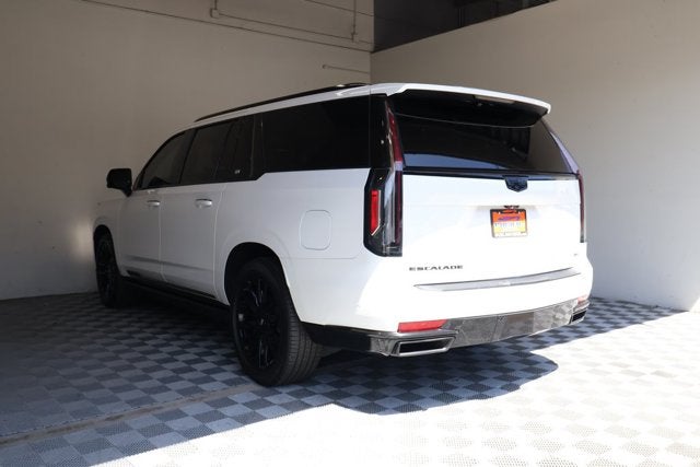2022 Cadillac Escalade ESV Premium