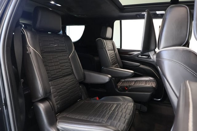 2022 Cadillac Escalade ESV Sport Platinum