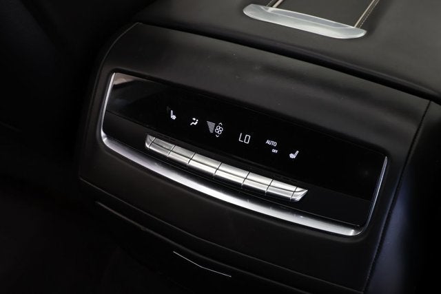 2022 Cadillac Escalade ESV Sport Platinum