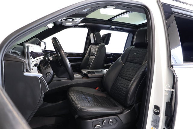 2023 Cadillac Escalade ESV Sport Platinum