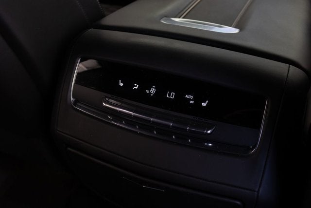2022 Cadillac Escalade ESV Sport Platinum