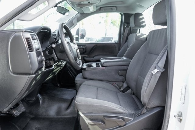 2023 Chevrolet Silverado 5500HD Work Truck