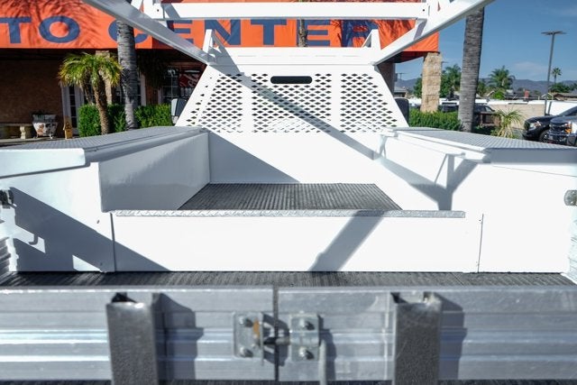 2023 Chevrolet Silverado 5500HD Work Truck