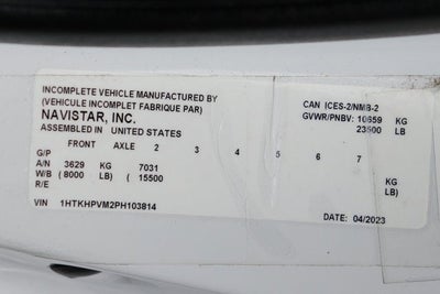 2023 Chevrolet Silverado 6500HD 1LT