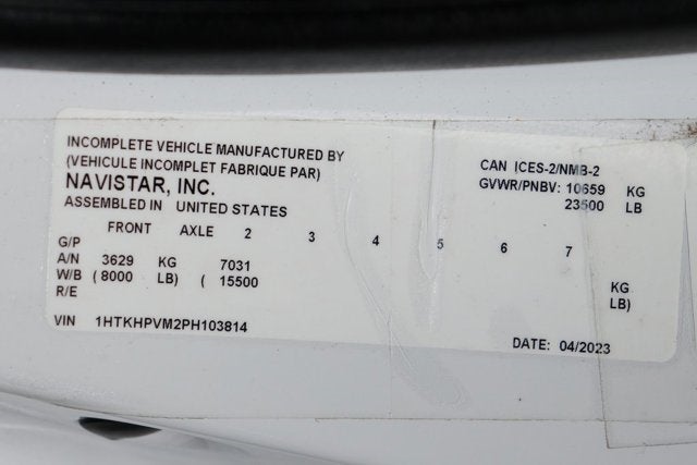 2023 Chevrolet Silverado 6500HD 1LT