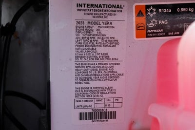 2023 Chevrolet Silverado 6500HD 1LT