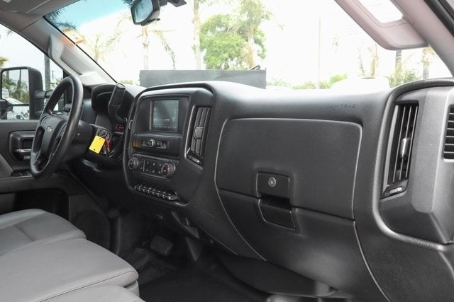 2020 Chevrolet Silverado 6500HD 1WT