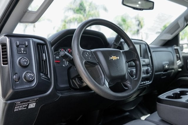 2022 Chevrolet Silverado 5500HD Work Truck