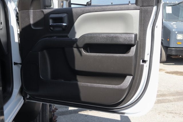 2021 Chevrolet Silverado 6500HD 1LT