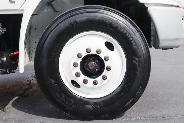 2019 International 4300 Base