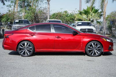 2022 Nissan Altima 2.0 SR