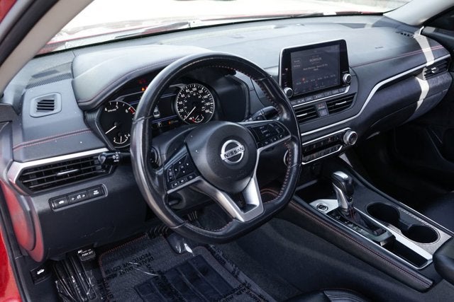 2022 Nissan Altima 2.0 SR