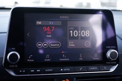 2022 Nissan Altima 2.0 SR