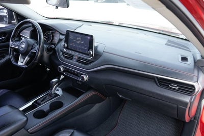 2022 Nissan Altima 2.0 SR
