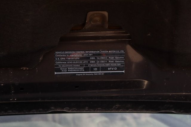 2024 Nissan Titan SV