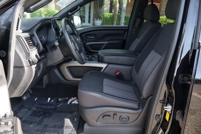 2024 Nissan Titan SV
