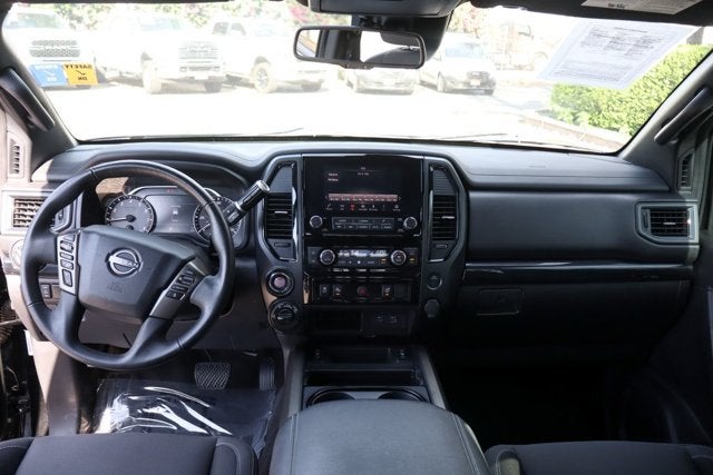 2024 Nissan Titan SV