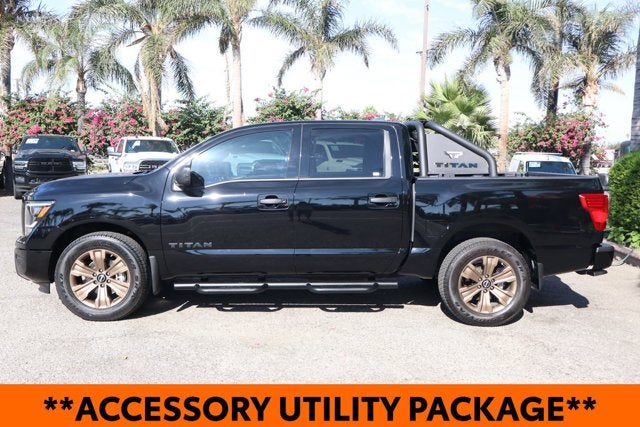 2024 Nissan Titan SV