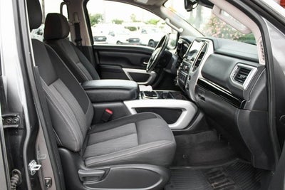 2021 Nissan Titan SV