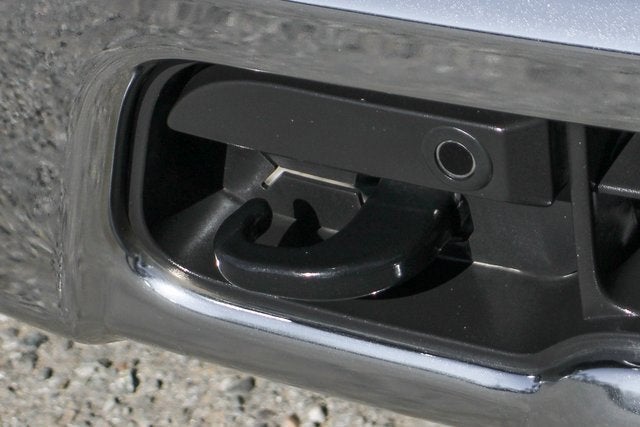 2023 Nissan Titan SV