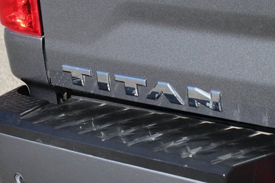 2023 Nissan Titan SV