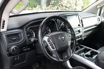 2023 Nissan Titan SV
