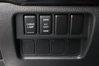 2023 Nissan Titan SV