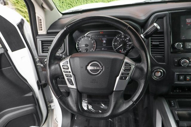 2023 Nissan Titan SV