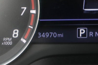 2023 Nissan Titan SV