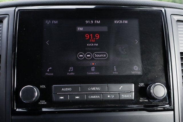 2023 Nissan Titan SV