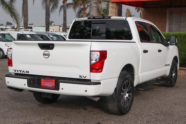 2023 Nissan Titan SV