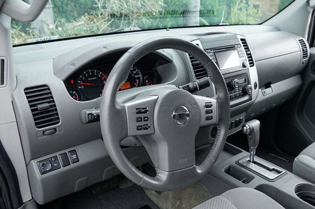 2017 Nissan Frontier SV