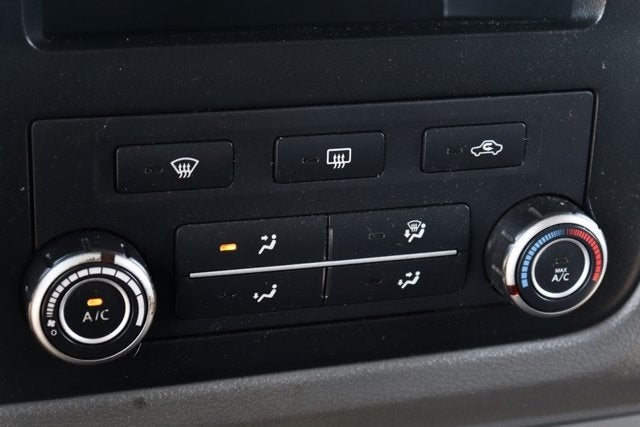 2018 Nissan NV2500 HD SV