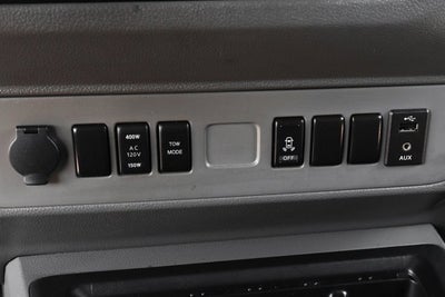 2018 Nissan NV2500 HD SV