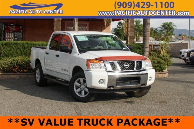2013 Nissan Titan SV