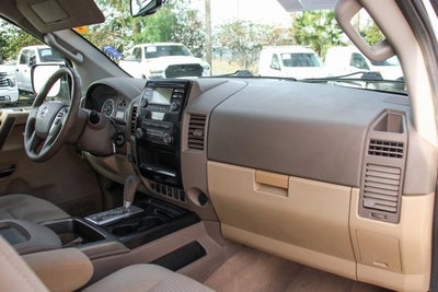 2013 Nissan Titan SV