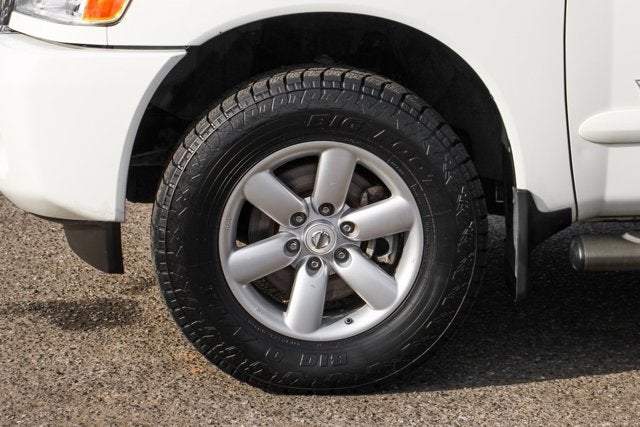 2013 Nissan Titan SV