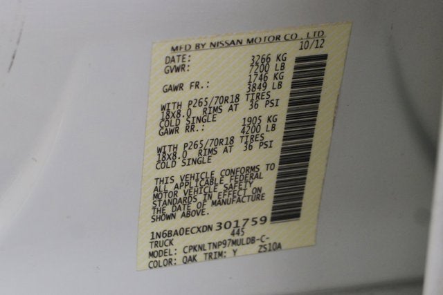 2013 Nissan Titan SV