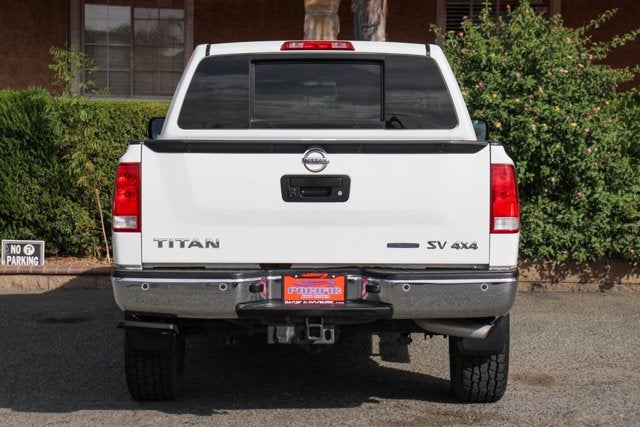 2013 Nissan Titan SV