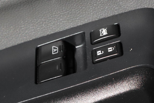 2021 Nissan NV2500 HD SV