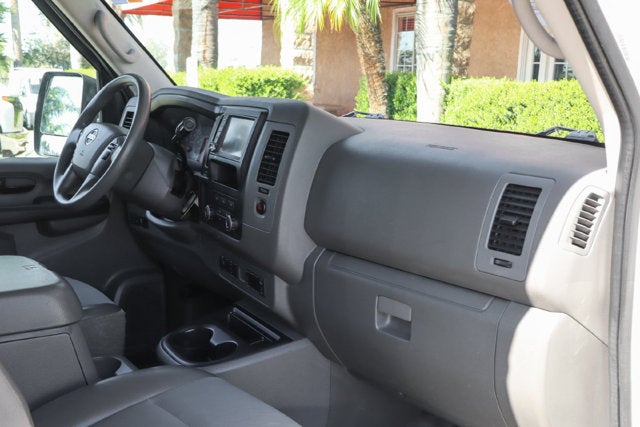 2021 Nissan NV2500 HD SV