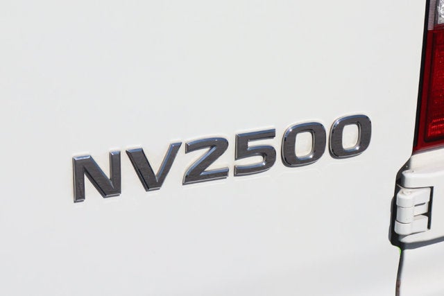 2021 Nissan NV2500 HD SV