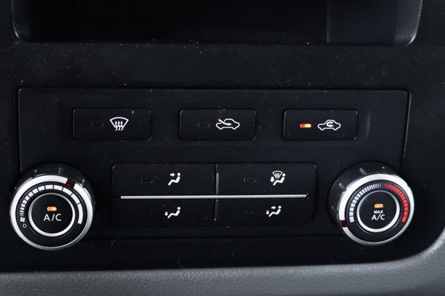 2019 Nissan NV2500 HD S