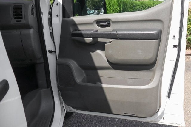 2019 Nissan NV2500 HD S