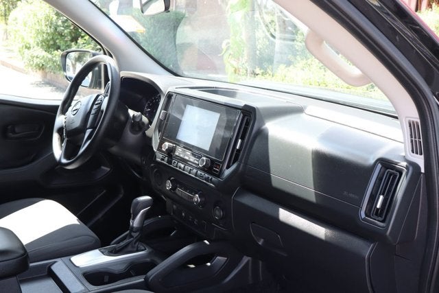 2025 Nissan Frontier S
