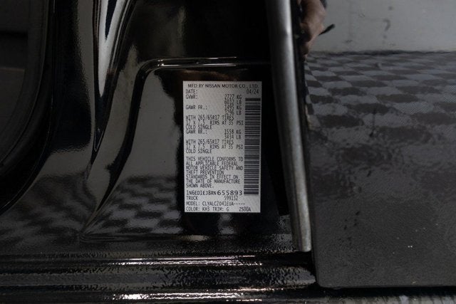 2024 Nissan Frontier SV