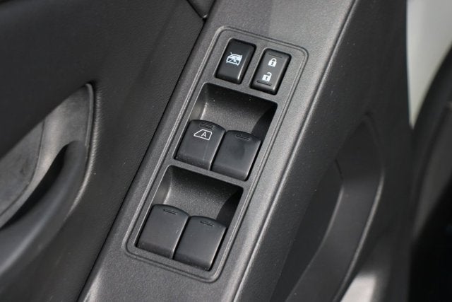 2025 Nissan Frontier S