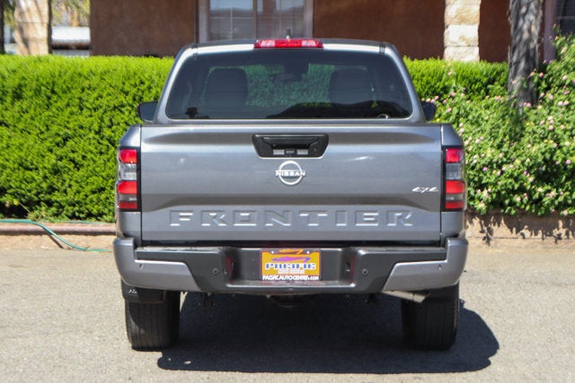 2025 Nissan Frontier SV